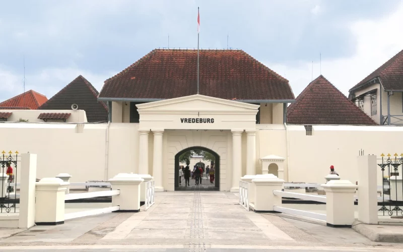 Benteng Vredeburg, Wisata Peninggalan Belanda dan Kisah Mistis nya