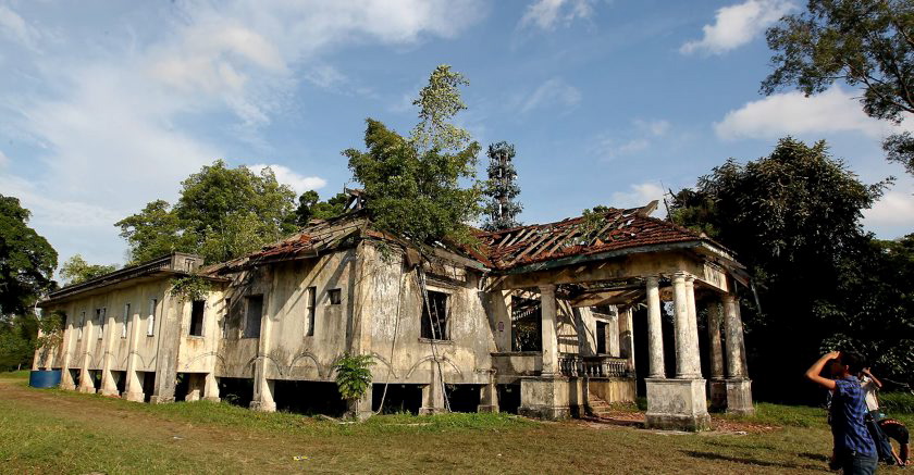 Villa Nabila Dan Mistisnya