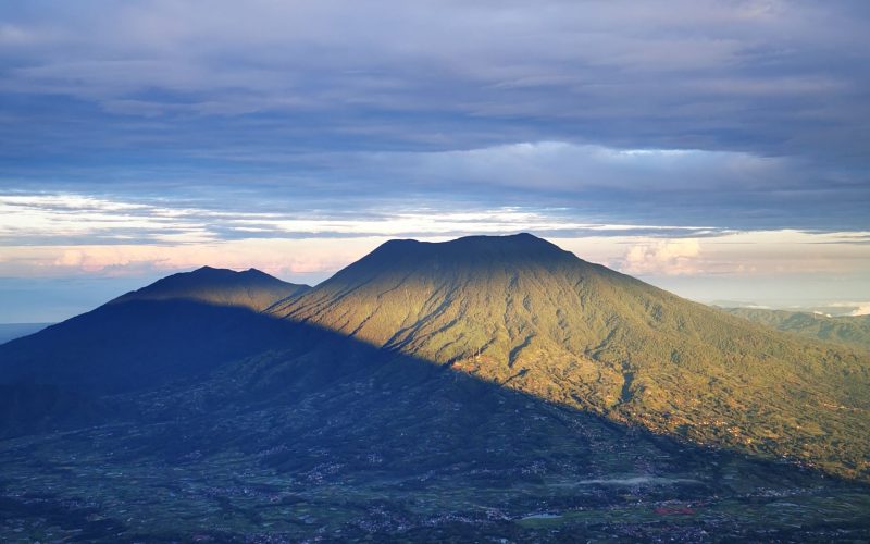 gunung singgalang